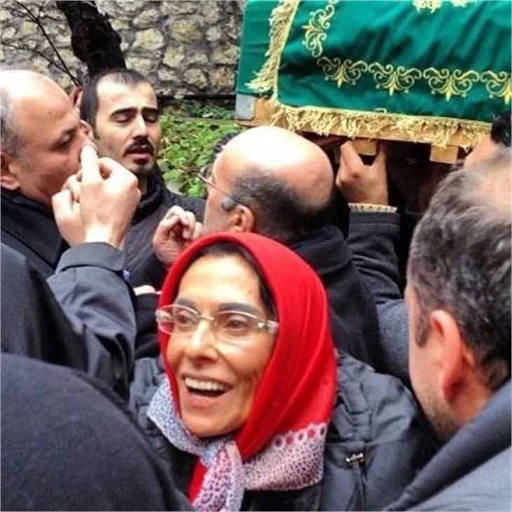 "Annemin ölümüne sevindiğimi söyleyenler oldu!"