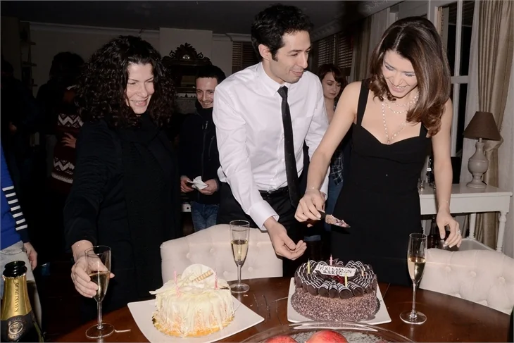 Beren Saat rolüne nasıl hazırlandı?