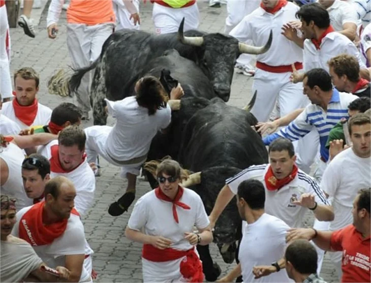 Çılgın festival böyle başladı