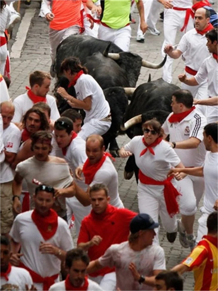 Çılgın festival böyle başladı