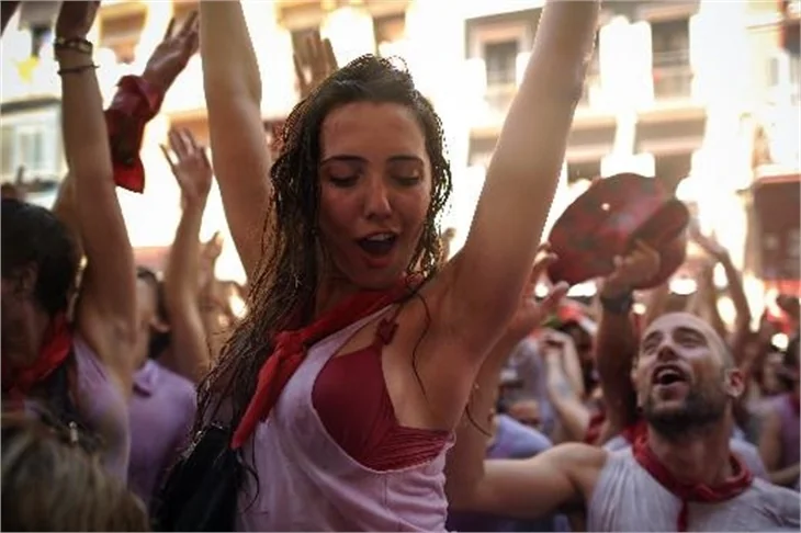 Çılgın festival böyle başladı