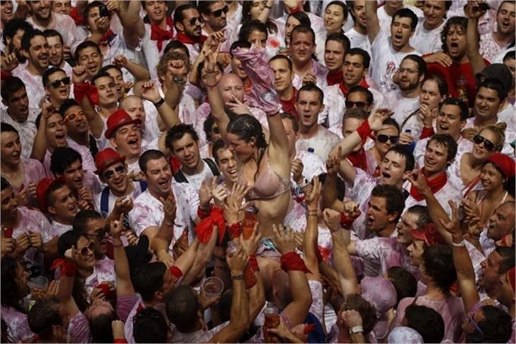 Çılgın festival böyle başladı
