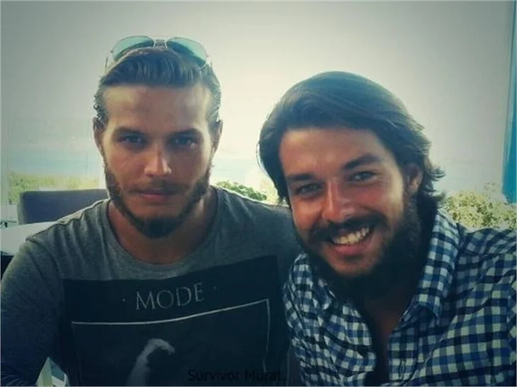 Murat ve Hilmi Cem aynı kıza aşık olursa..