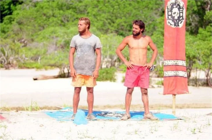 Murat ve Hilmi Cem aynı kıza aşık olursa..