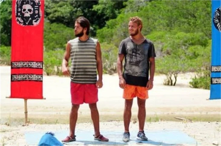Murat ve Hilmi Cem aynı kıza aşık olursa..