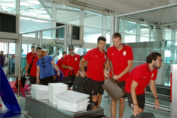 Galatasaray İngiltere'ye gitti