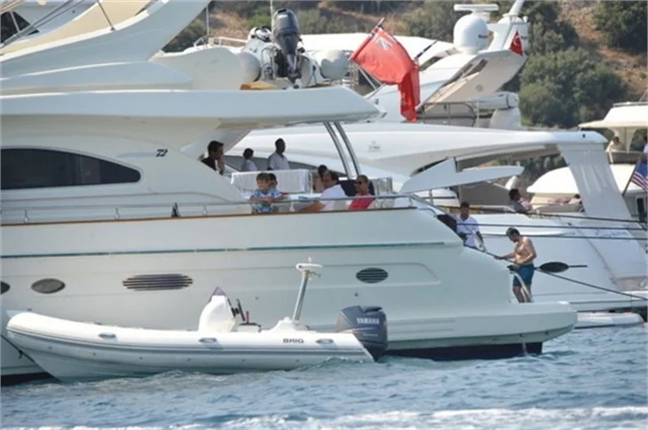 Demirören Ailesi Bodrum'da tatil yapıyor