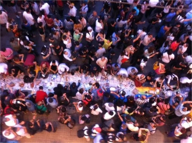 Taksim Meydanı'nda TOMA'lı iftar!