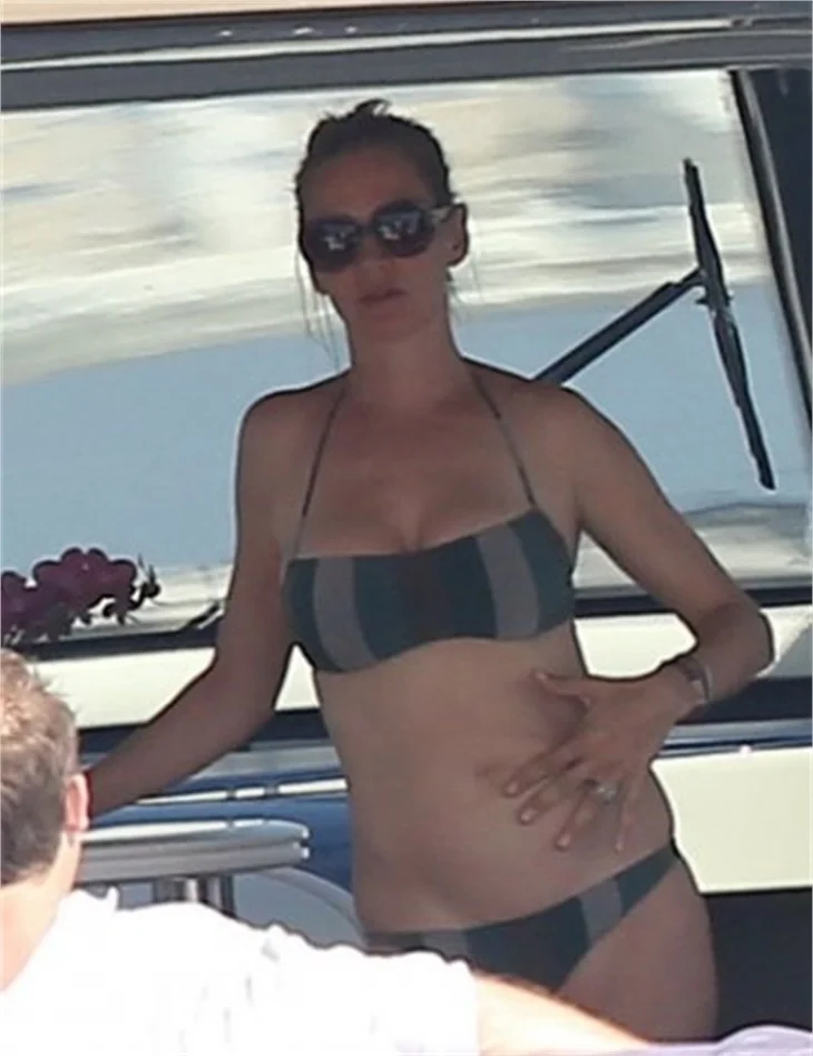 Uma Thurman eski formunu koruyor!