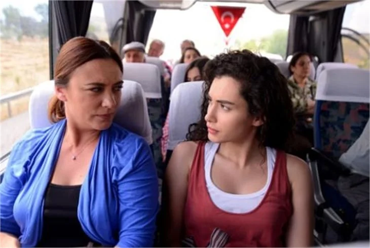 Güneşi Beklerken'in genç oyuncuları!