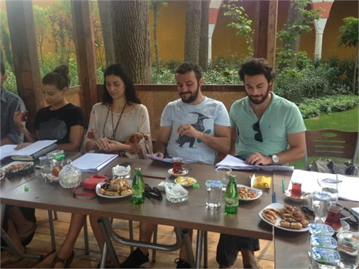 'Fatih' dizisinin oyuncuları okuma provasında!