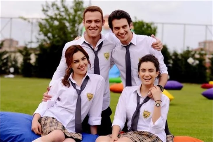 Güneşi Beklerken'in enerjisi bambaşka!