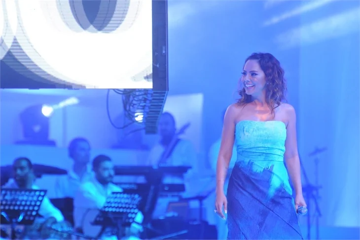 Ebru Gündeş'in Açıkhava şöleni...