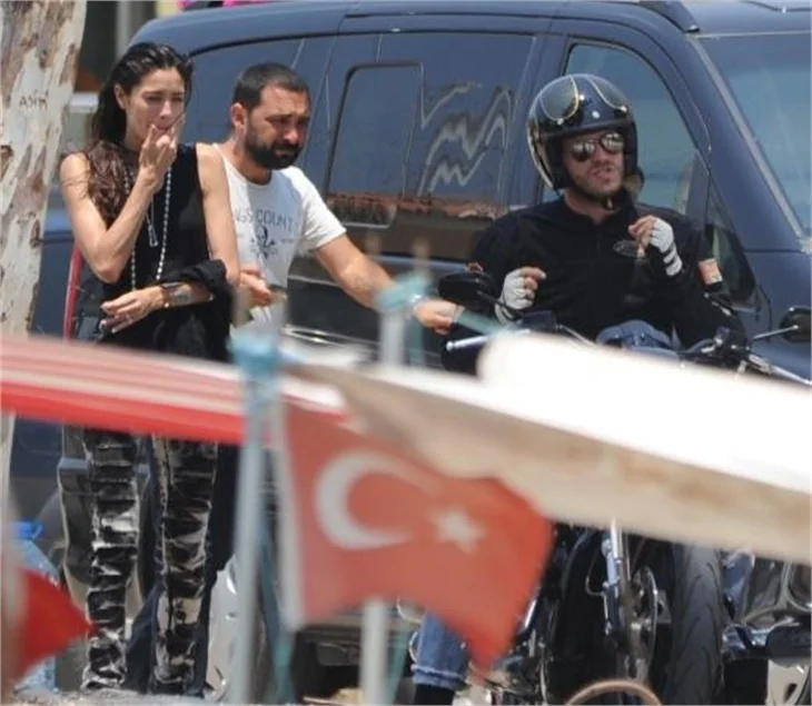 Kıvanç Tatlıtuğ'un aşkı Gezi destekçisi çıktı!