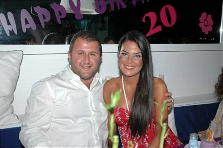 Özlem Yıldız da boşanıyor!
