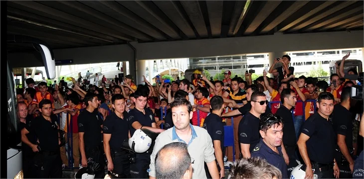 Galatasaray İzmir'de...