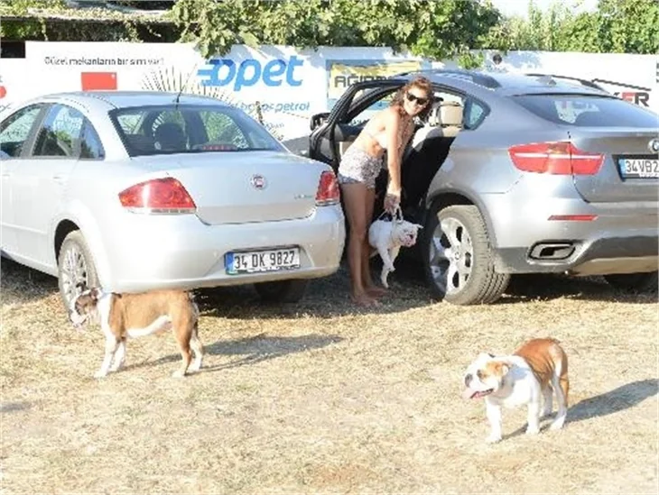 Ebru Şancı'ya yaklaşabilene aşk olsun!