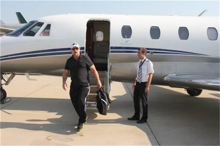 Russell Crowe İstanbul'a ayak bastı!