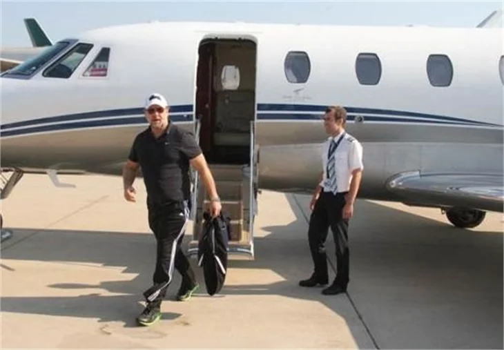 Russell Crowe İstanbul'a ayak bastı!