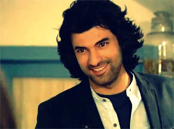 Engin Akyürek ve Farah Zeynep'ten aşkı hatırlatmanın hikayesi!