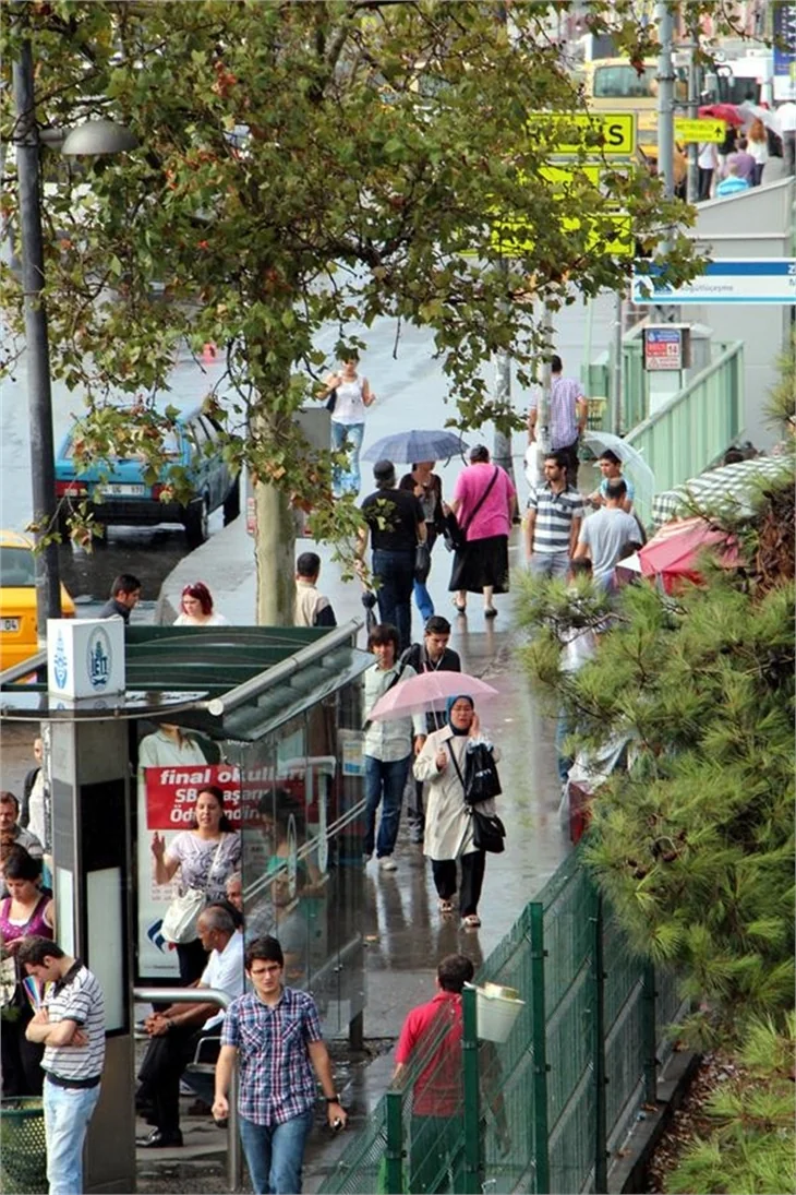 İstanbul'da yaz yağmuru!