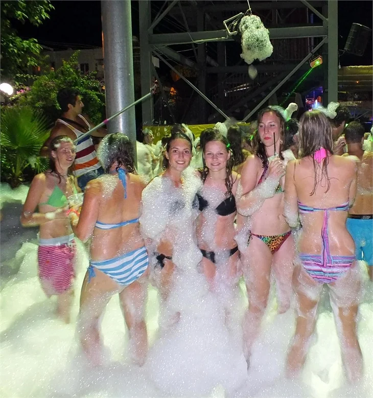 Marmaris'te ıslak parti!