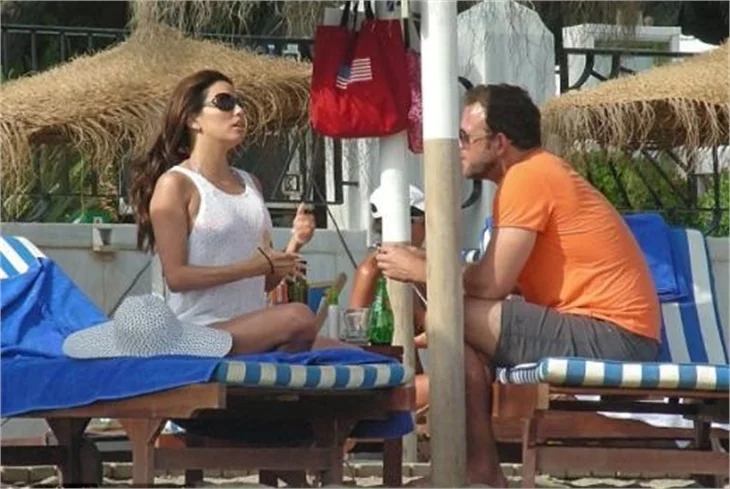 İnce görüneceğim diye 'ne çektin be Eva Longoria'!