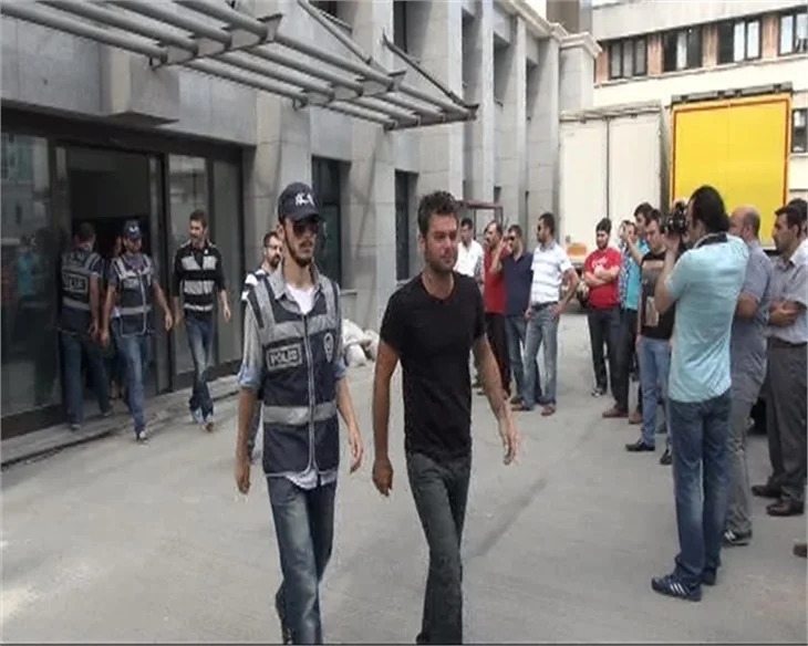 Narkotik operasyonunda 15 kişi tutuklandı!