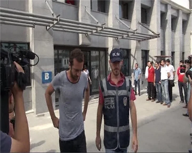 Narkotik operasyonunda 15 kişi tutuklandı!