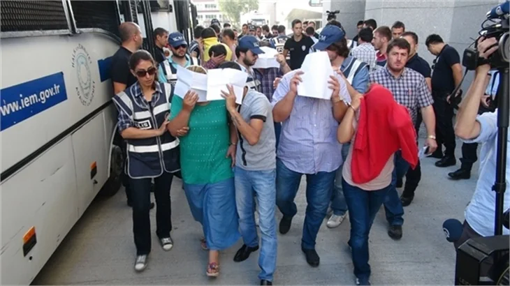Narkotik operasyonunda 15 kişi tutuklandı!