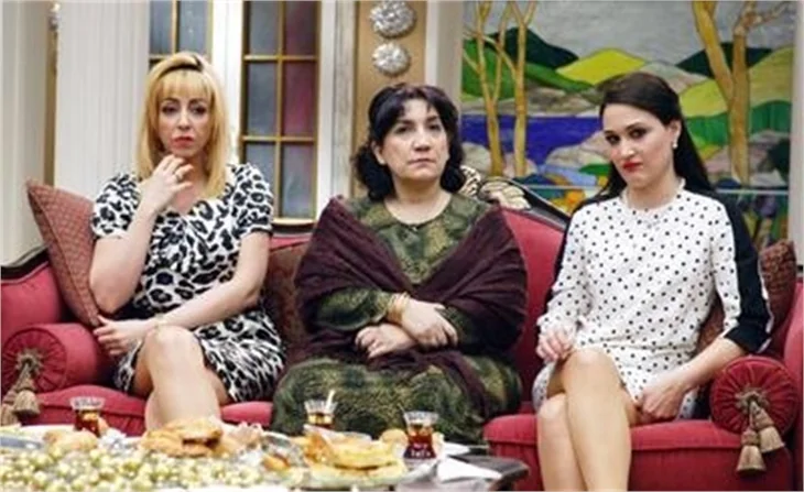 Güpse Özay, İzzet Çapa röportajı..