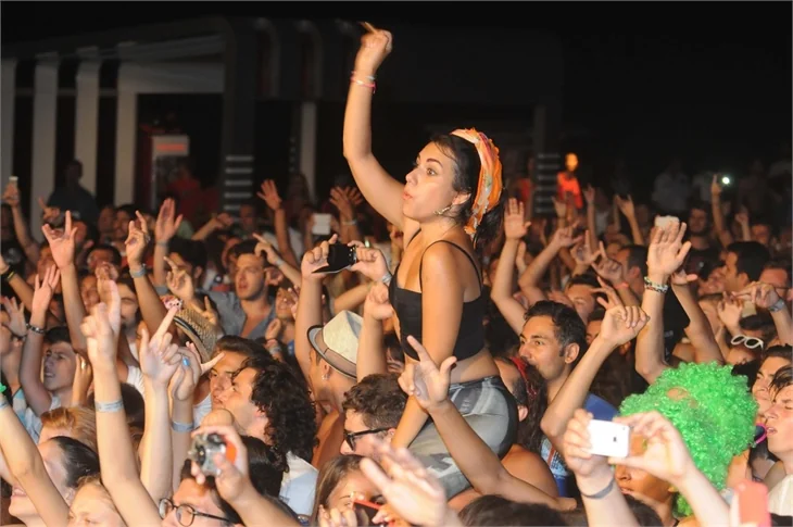 Çeşme'de LMFAO rüzgarı!