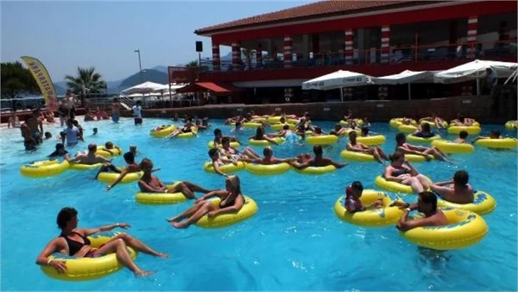 Ege ve Akdeniz yanıyor! Marmaris 47 derece