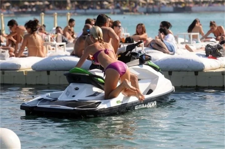 Serdar Ortaç'a tatil 100 bin dolara patladı