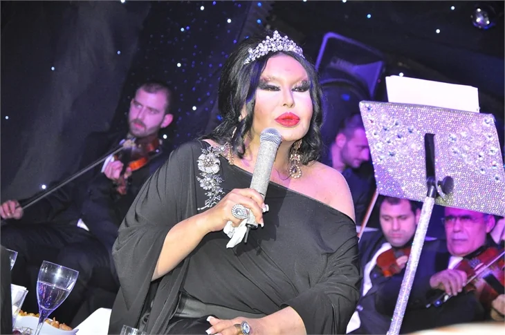 Bülent Ersoy'dan Ajda Pekkan'a sert tepki!