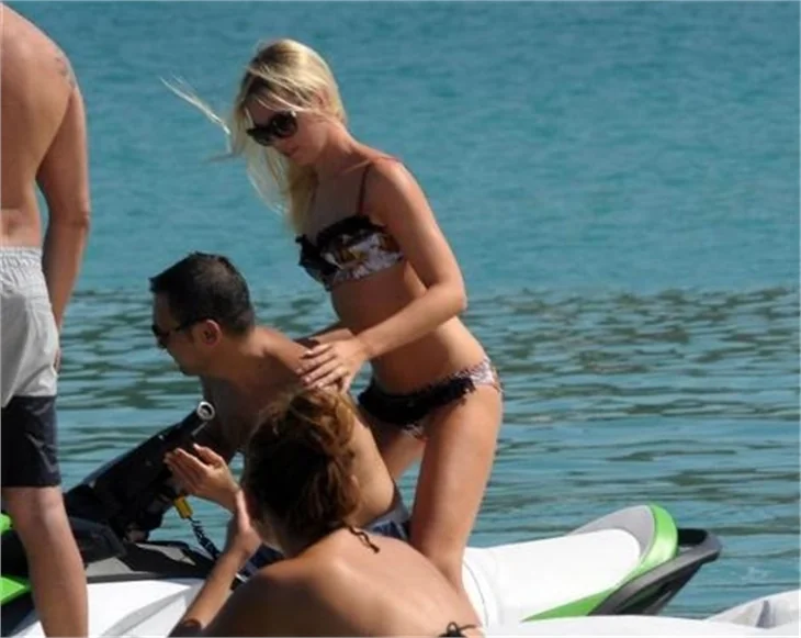Chloe, Serdar Ortaç'ı 20 bin TL'den etti!