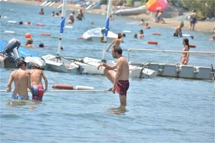Ozan Güven eski eşiyle tatilde!