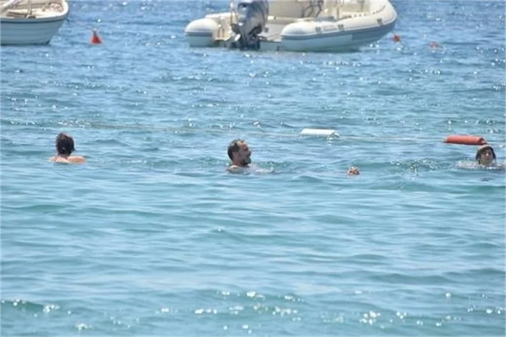 Ozan Güven eski eşiyle tatilde!