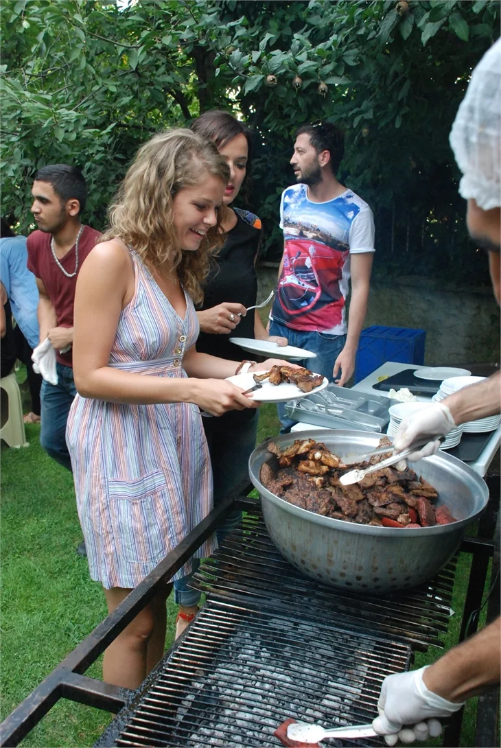 Beni Böyle Sev'de mangal keyfi!