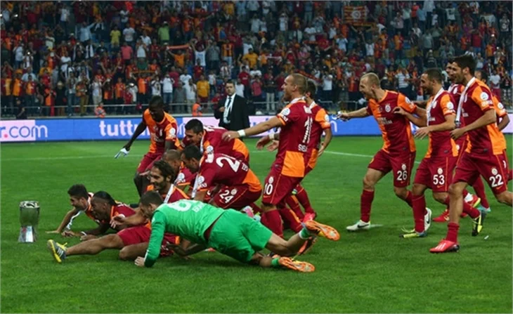 Kupa Galatasaray'ın, madalya Fenerbahçe'nin!