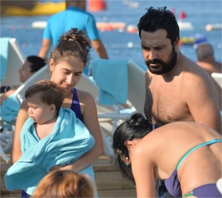 Bülent İnal'ın aile saadeti!