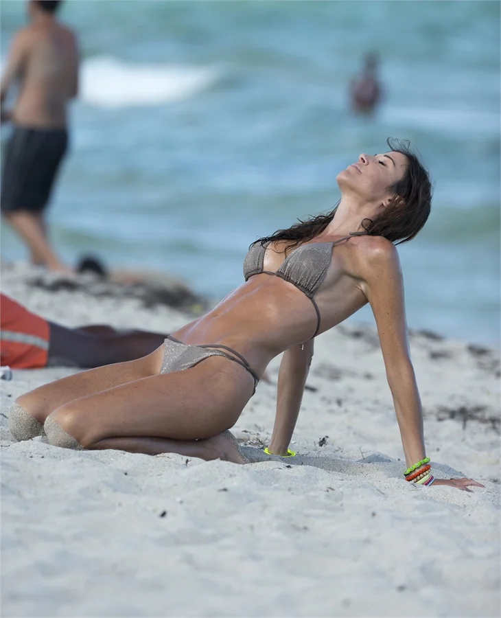 Güzel sunucu Federica Torti'nin Miami tatili!