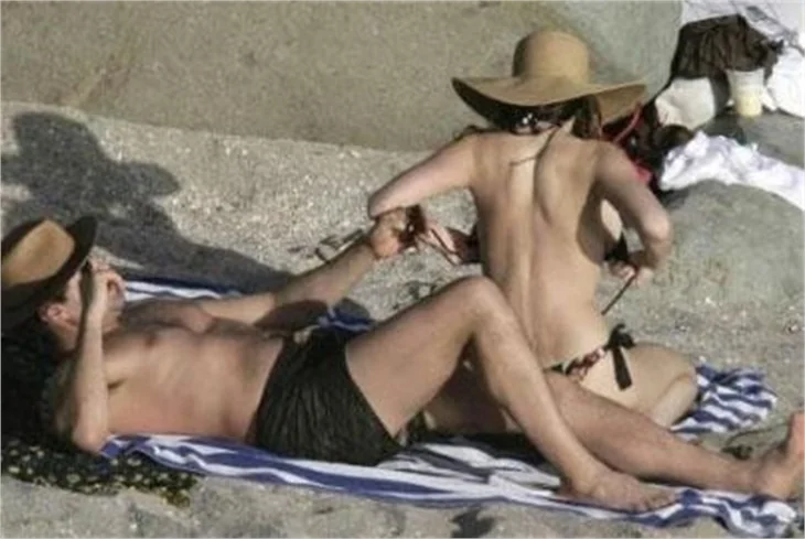 Kelly Brook aşk acısını İstanbul'da unutacak!