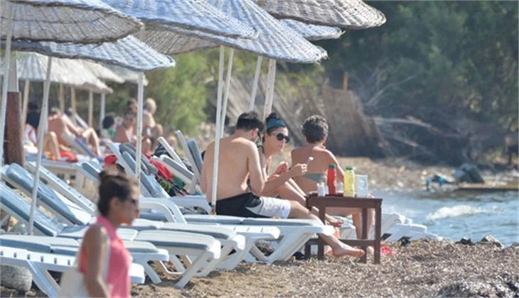 Şah Sultan yeni sevgilisiyle tatilde!