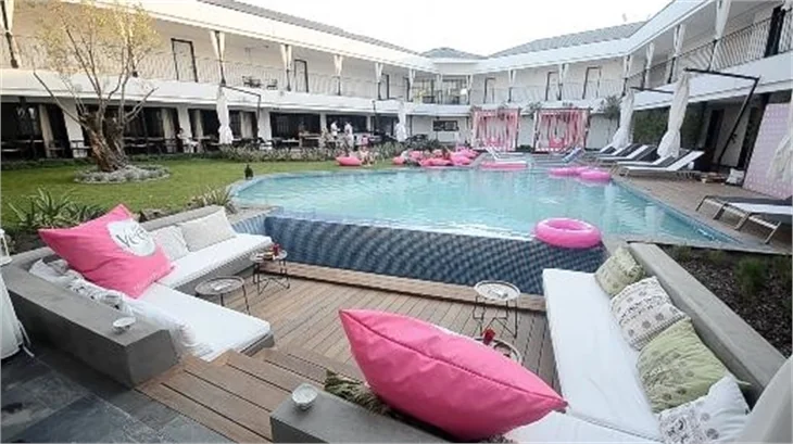 Bade İşçil Sualp'in Cunda Adası keyfi!
