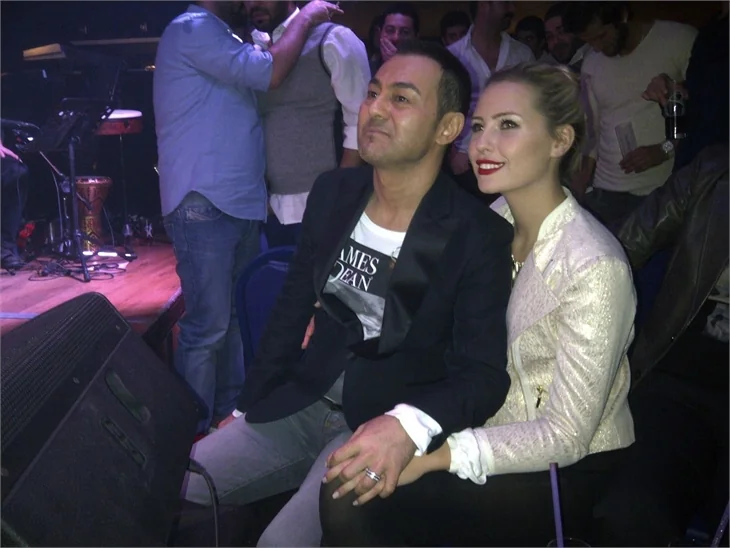 Serdar Ortaç ve nişanlısı birbirine girdi!