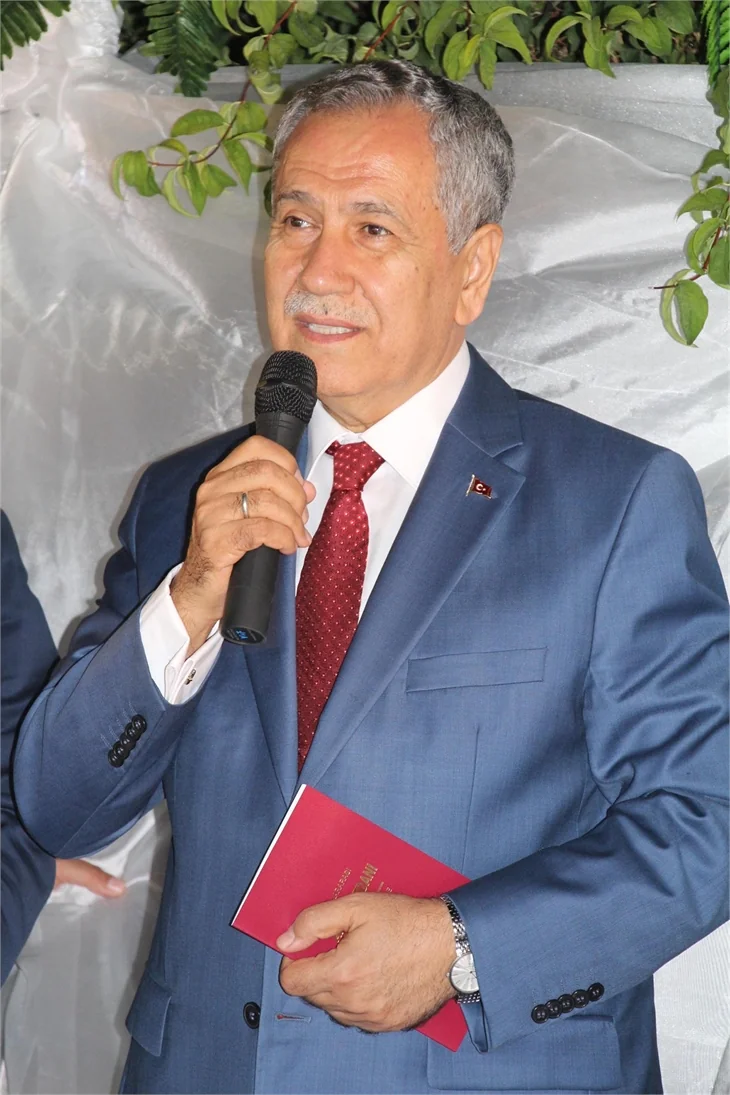 Bülent Arınç'ın zor anları!
