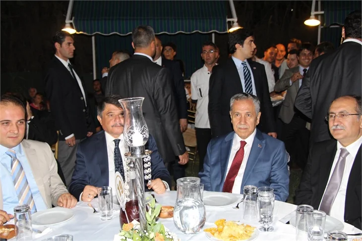 Bülent Arınç'ın zor anları!