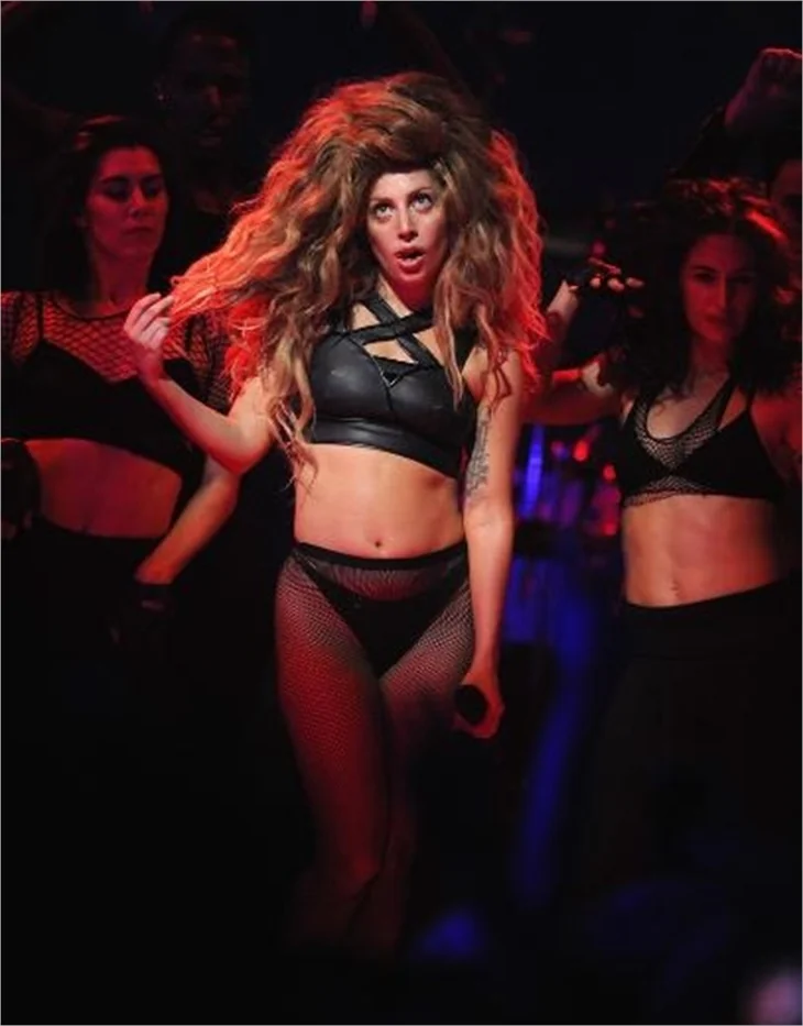 Lady Gaga festivale yine damga vurdu!
