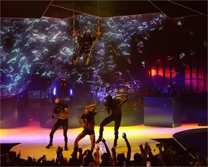 Lady Gaga festivale yine damga vurdu!